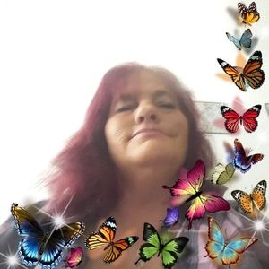 Meet your Posher, Melynda